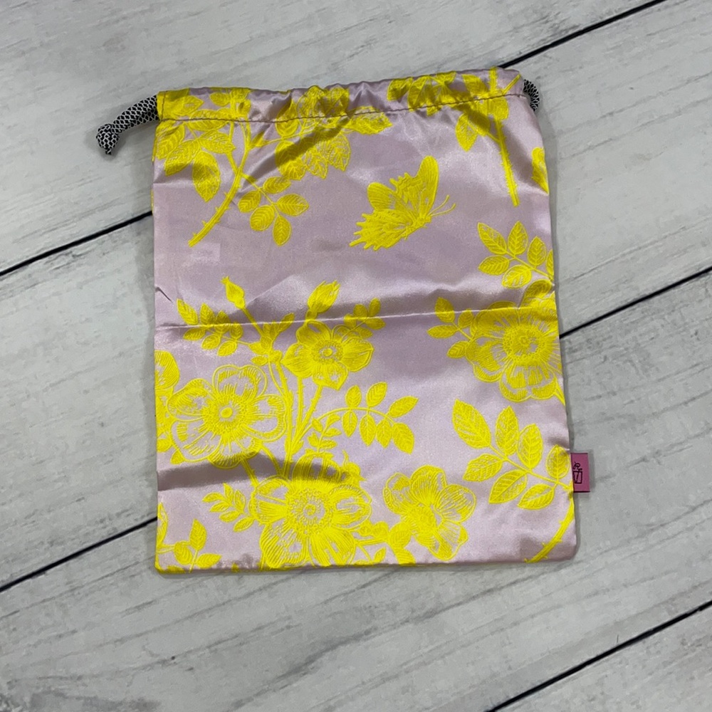 NEW Drawstring Makeup Bag Ipsy